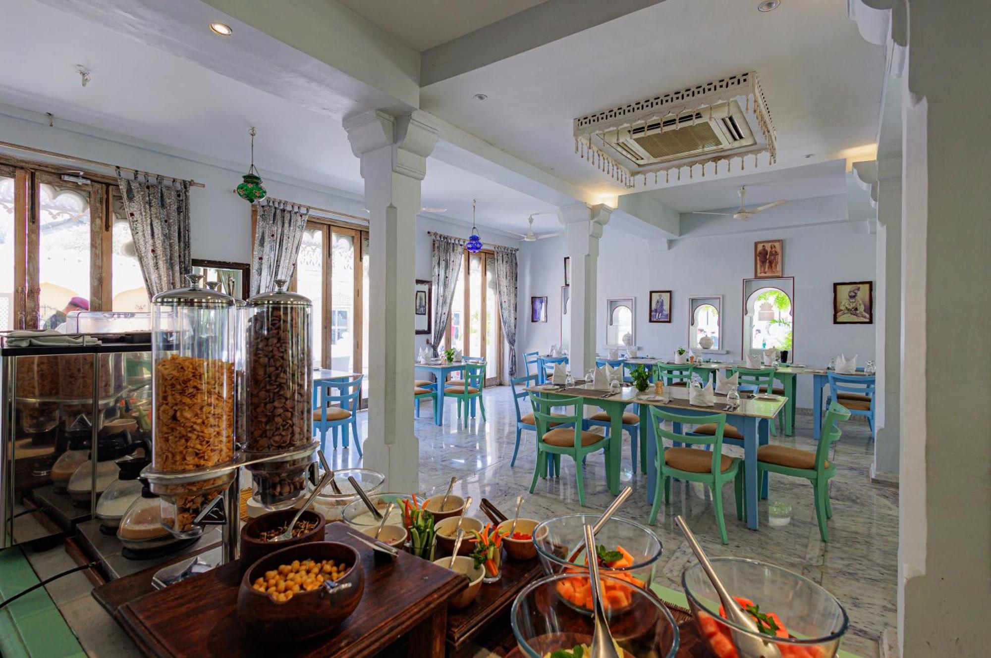 Hotel Rawla Narlai Buitenkant foto